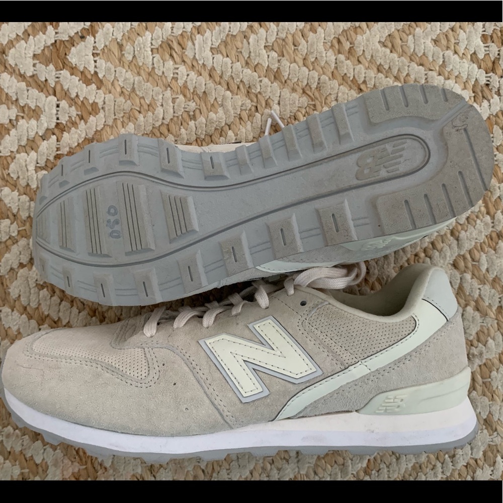 New Balance Women’s Running Shoes / Sneaker